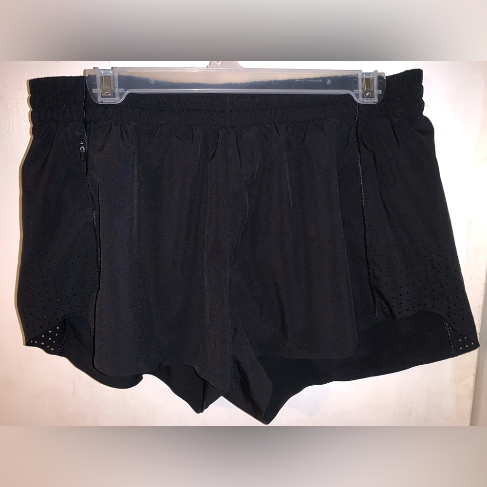 ATHLETA SHORTS